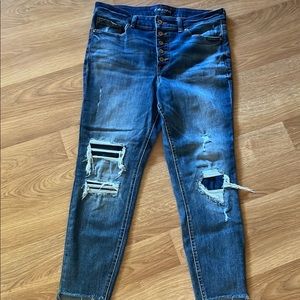 Maurice’s distressed high rise jeans